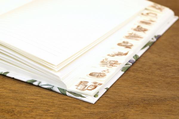 Rezeptbuch mit Register für eigene Rezepte